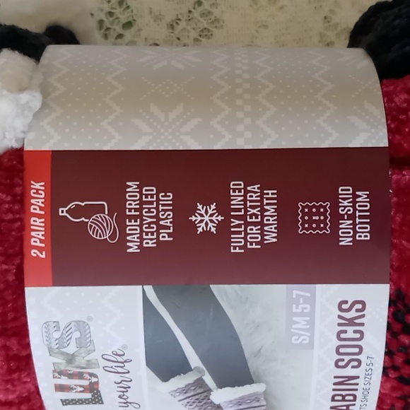 Muk Luks Women's Cabin Socks 2 Pack With Non Skid Bottoms Size S/M Size 5-7 - Picture 5 of 6